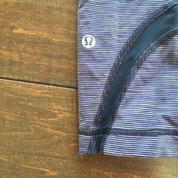 Navy blue and white striped lululemon leggings - Picture 3 of 3